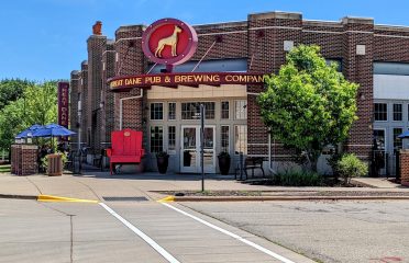 Great Dane Pub & Brewing Co. – Hilldale