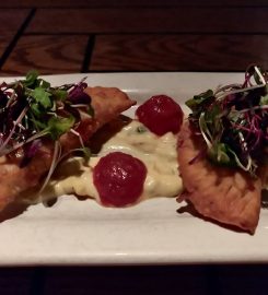 Eno Vino Wine Bar & Bistro