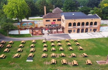 South Shore Terrace Kitchen & Beer Garden