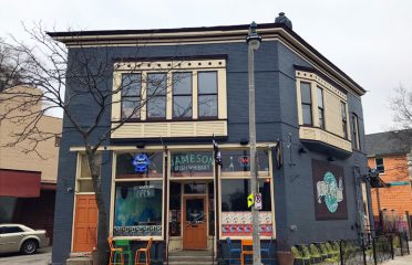 Nomad World Pub